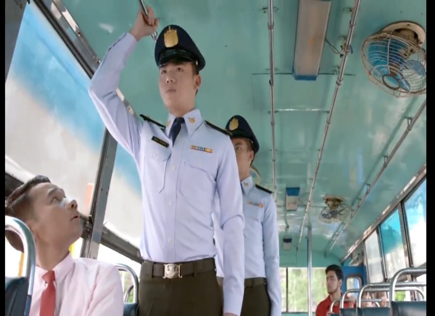 888路公交车之穿越地狱剧照的剧照