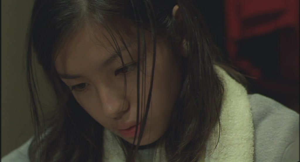 ISOLA 多重人格少女剧照的剧照