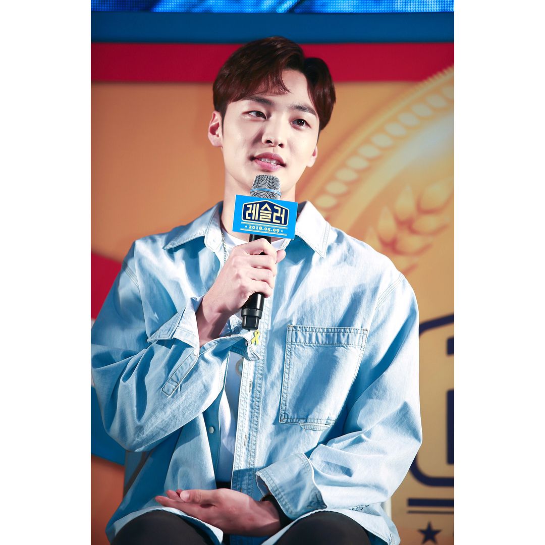 摔跤选手剧照的剧照