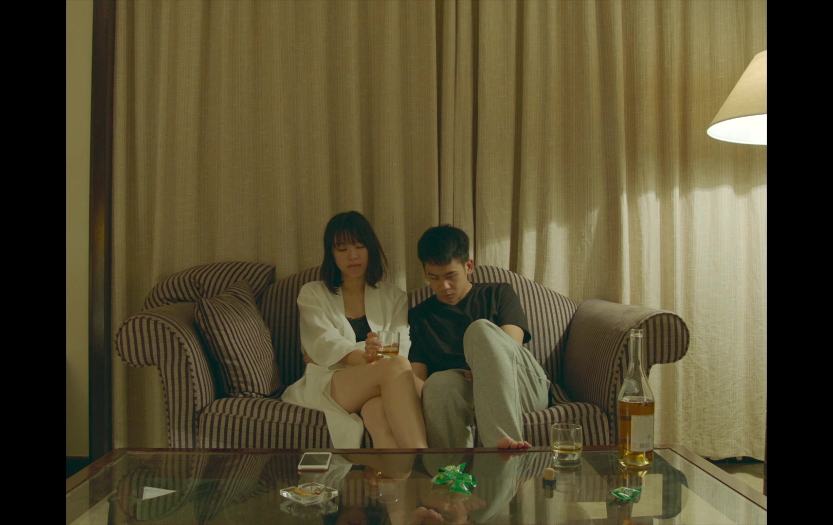 郊区的鸟剧照的剧照