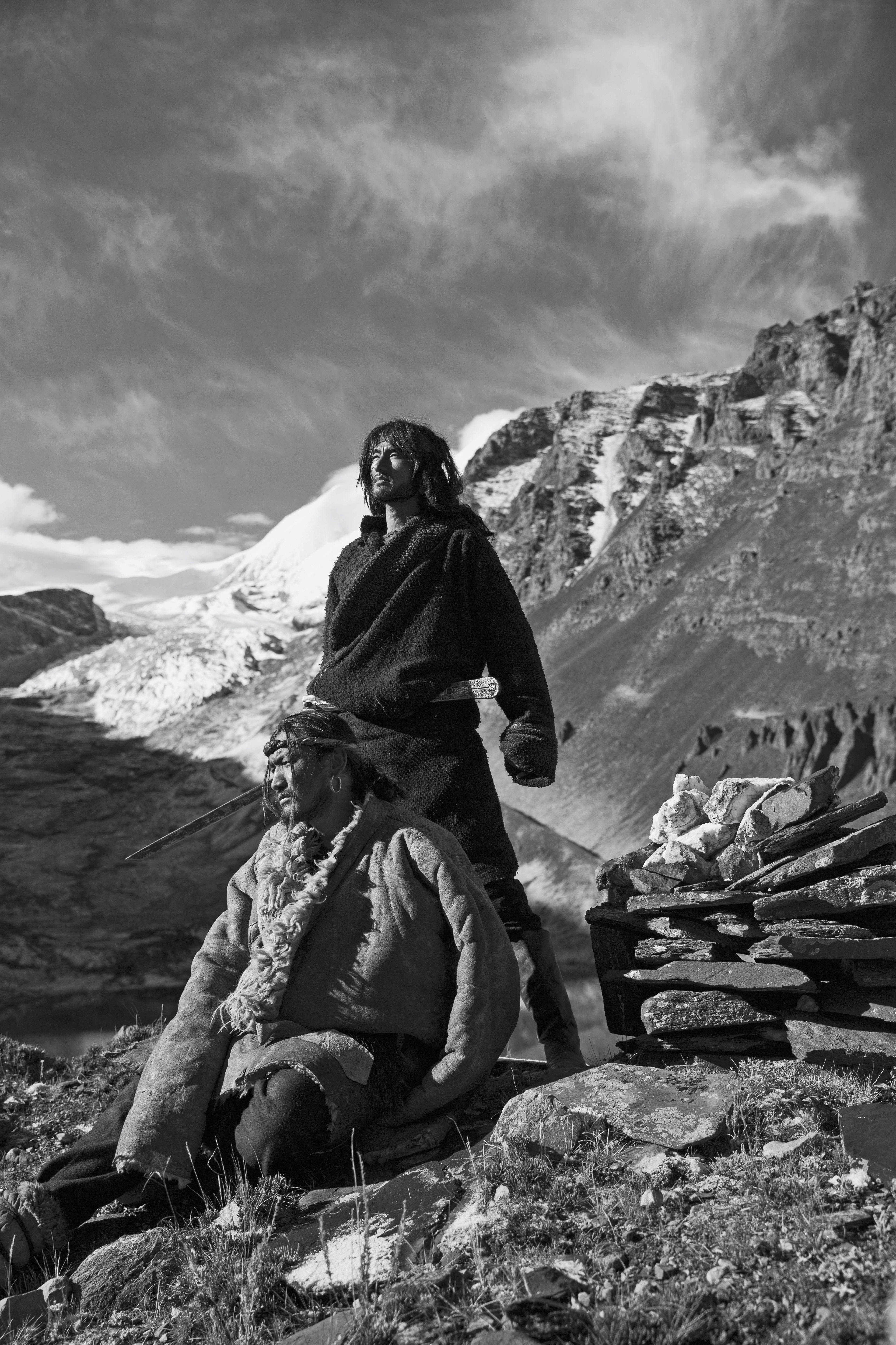 皮绳上的魂剧照的剧照