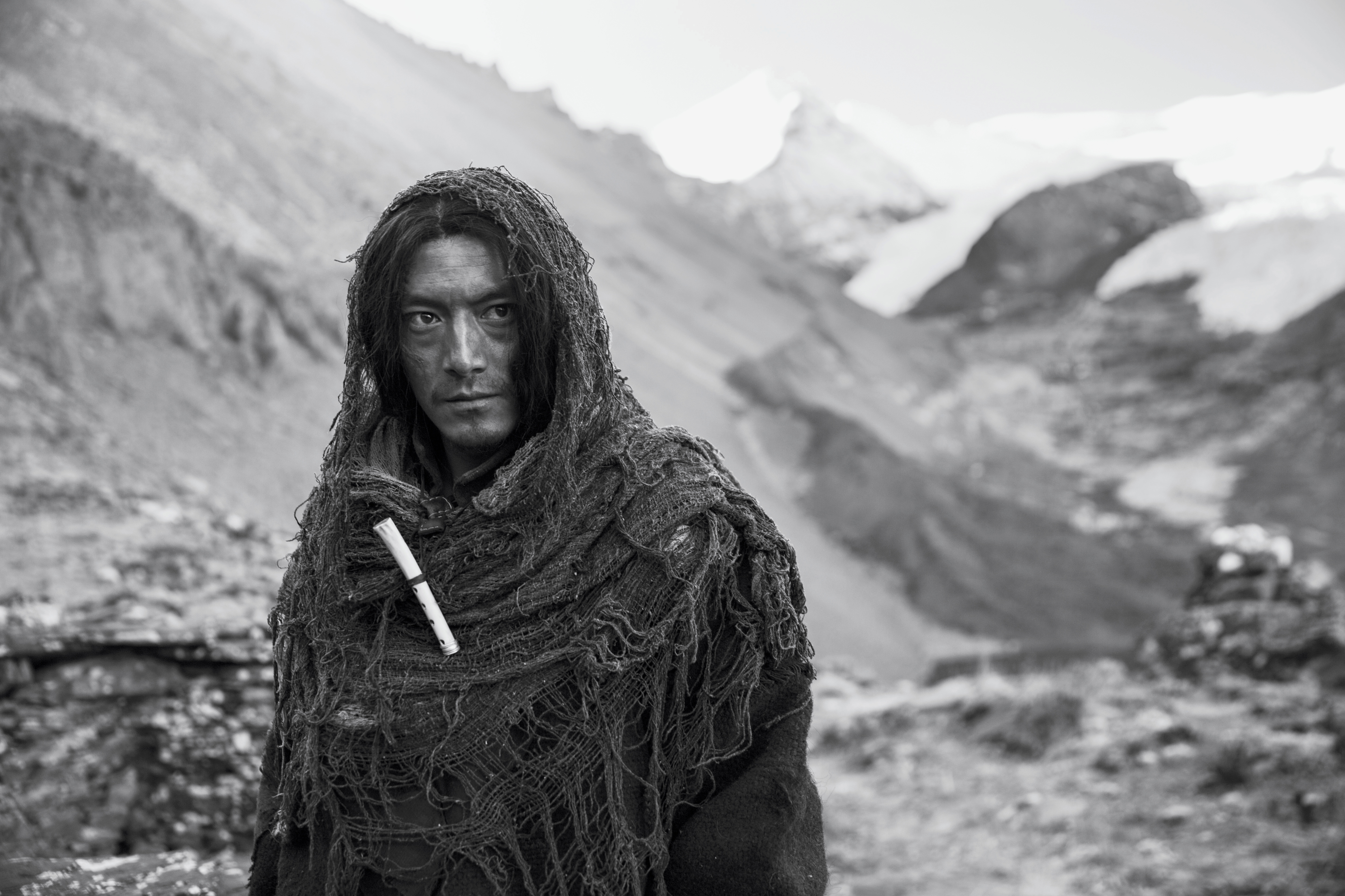 皮绳上的魂剧照的剧照