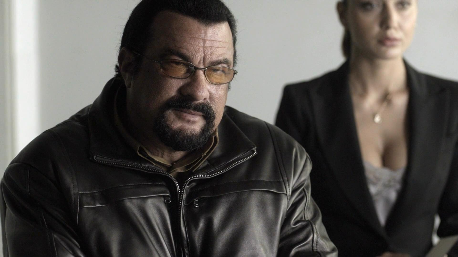 杀死萨拉查剧照的剧照