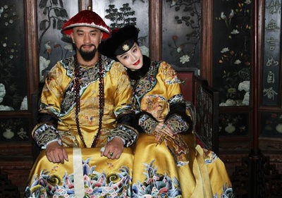 画框里的女人剧照的剧照