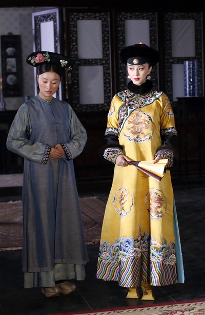 画框里的女人剧照的剧照