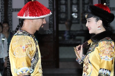 画框里的女人剧照的剧照