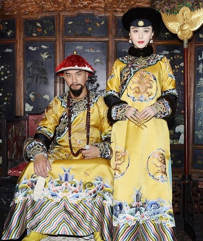 画框里的女人剧照的剧照