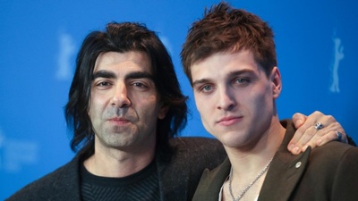 金手套剧照的剧照