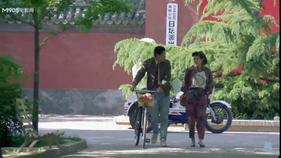 龙年警官剧照的剧照