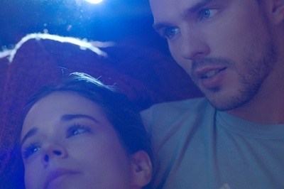 新奇剧照的剧照