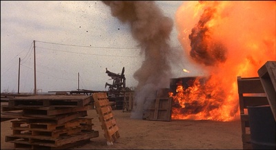 猛龙怪客4：镇压剧照的剧照