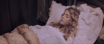 容基耶尔女士剧照的剧照