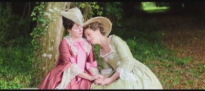 容基耶尔女士剧照的剧照