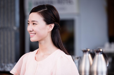 只能活一个剧照的剧照