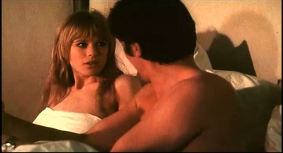 摩托车上的女孩剧照的剧照