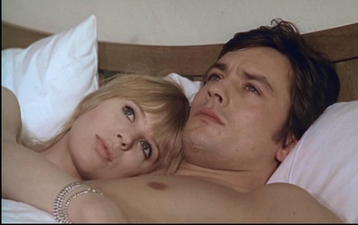 摩托车上的女孩剧照的剧照