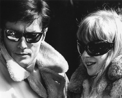 摩托车上的女孩剧照的剧照