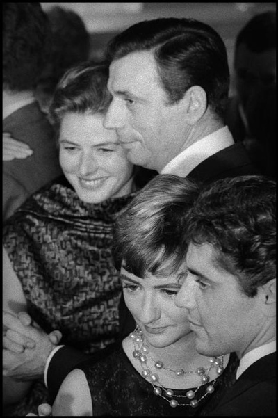 何日君再来剧照的剧照