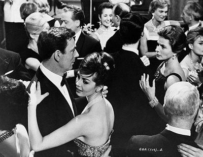 何日君再来剧照的剧照