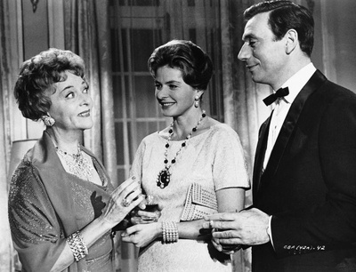 何日君再来剧照的剧照