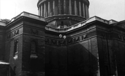 何日君再来剧照的剧照