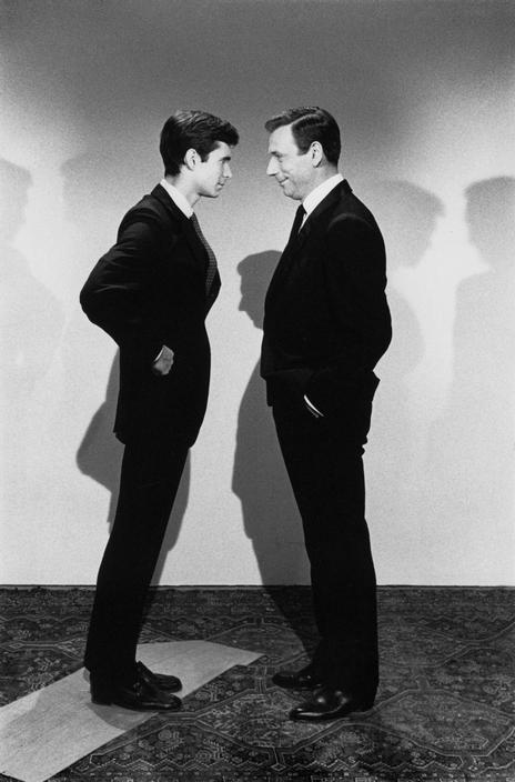 何日君再来剧照的剧照