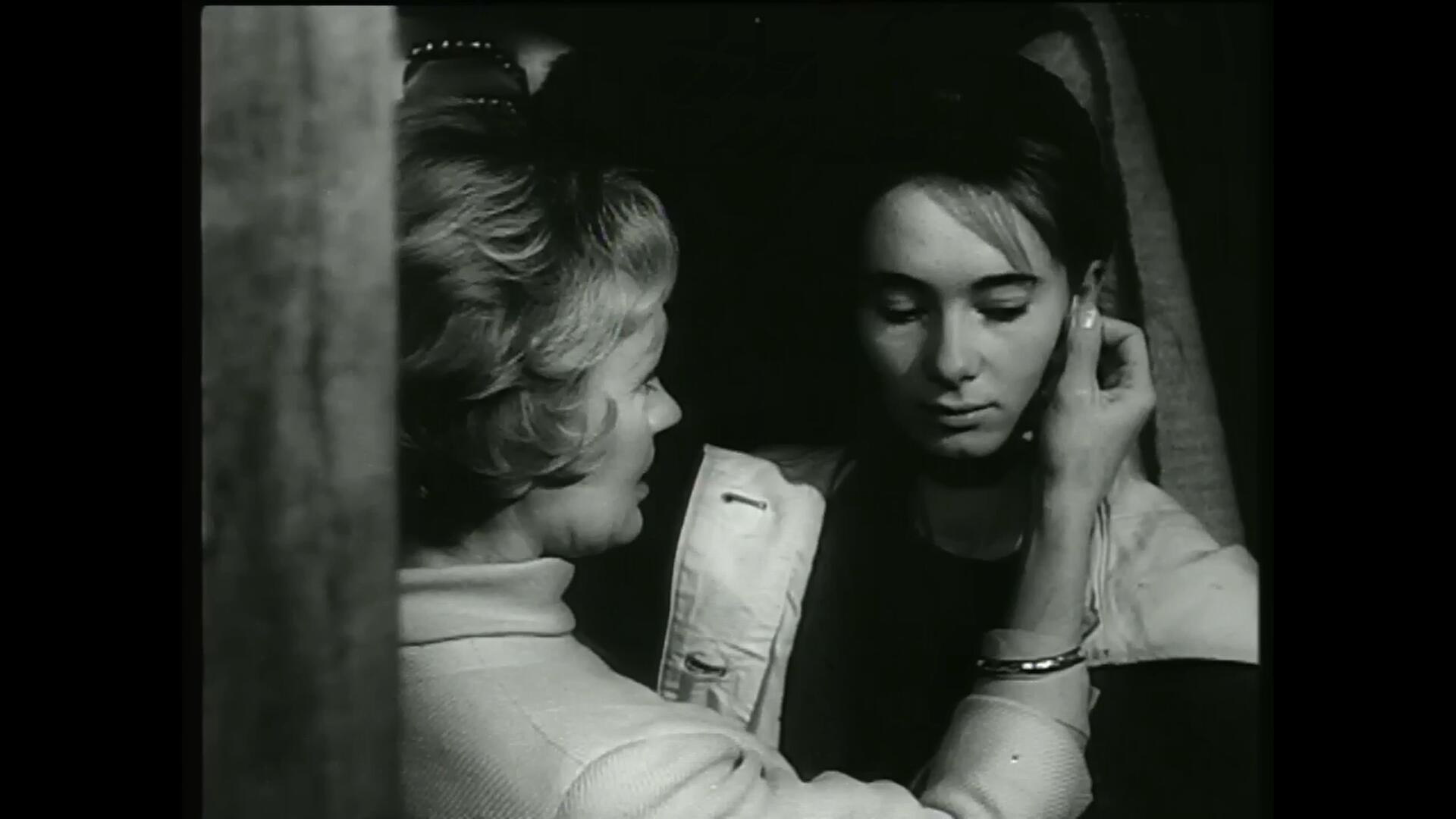 连衣裙剧照的剧照