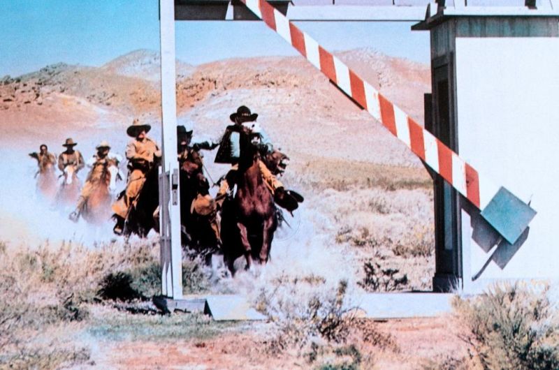 灼热的马鞍剧照的剧照