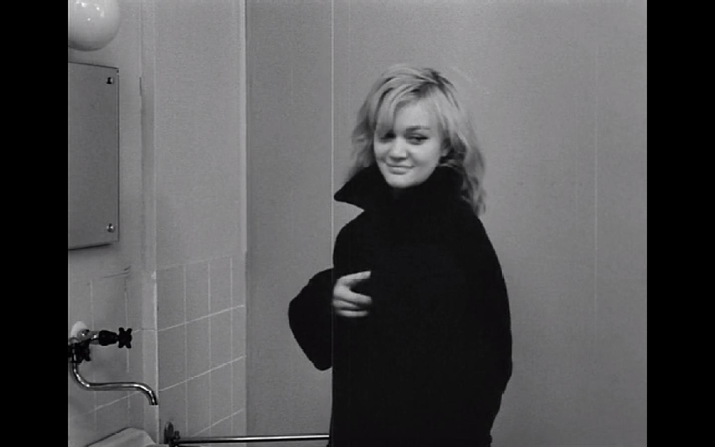 金发女郎的爱情剧照的剧照