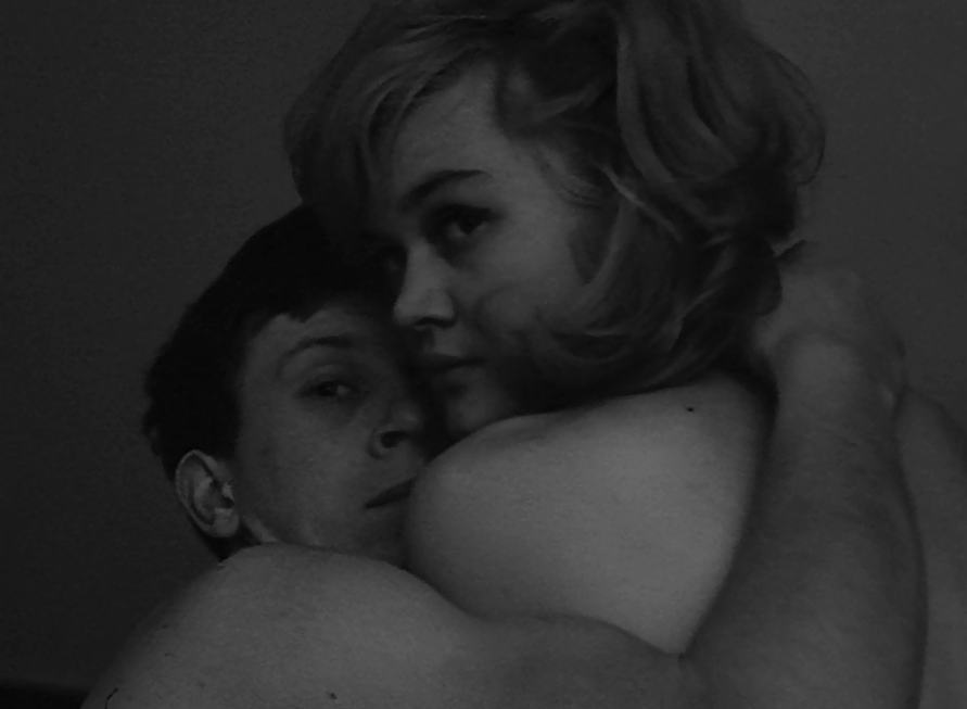 金发女郎的爱情剧照的剧照