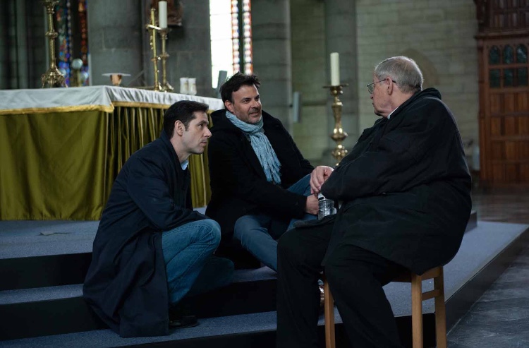 感谢上帝剧照的剧照