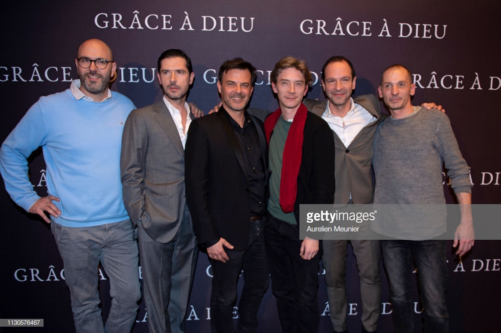 感谢上帝剧照的剧照