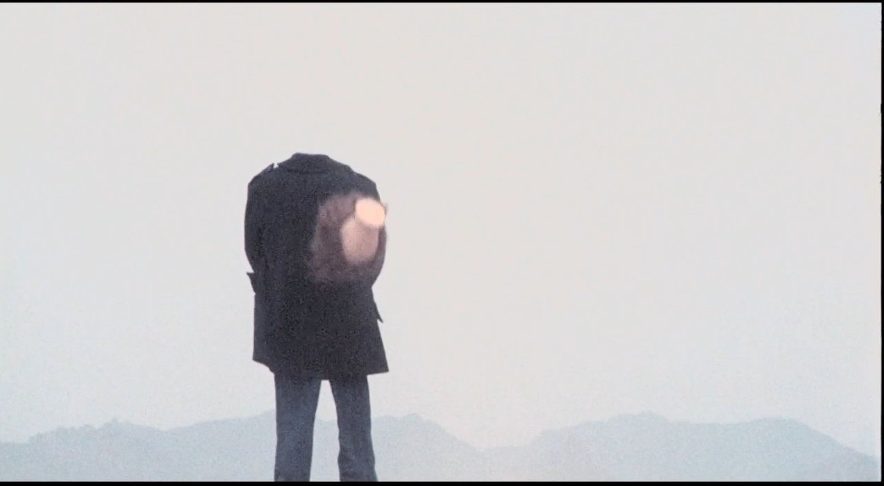 风的另一边剧照的剧照