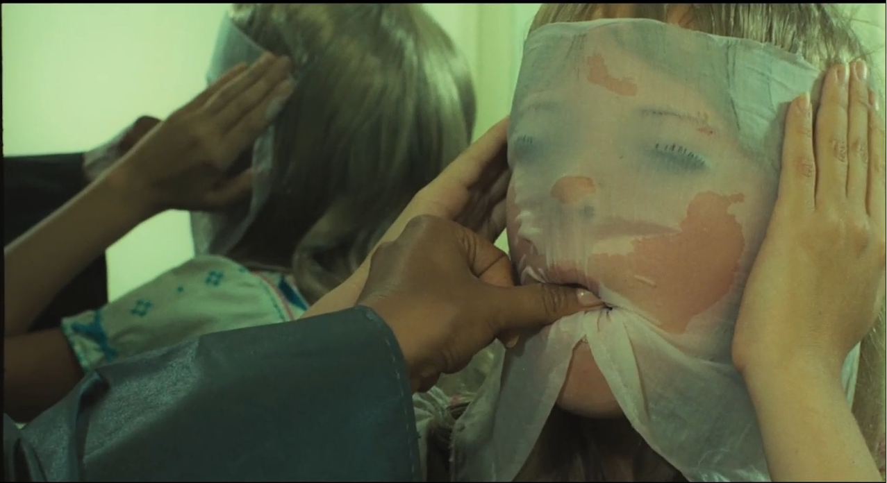 风的另一边剧照的剧照