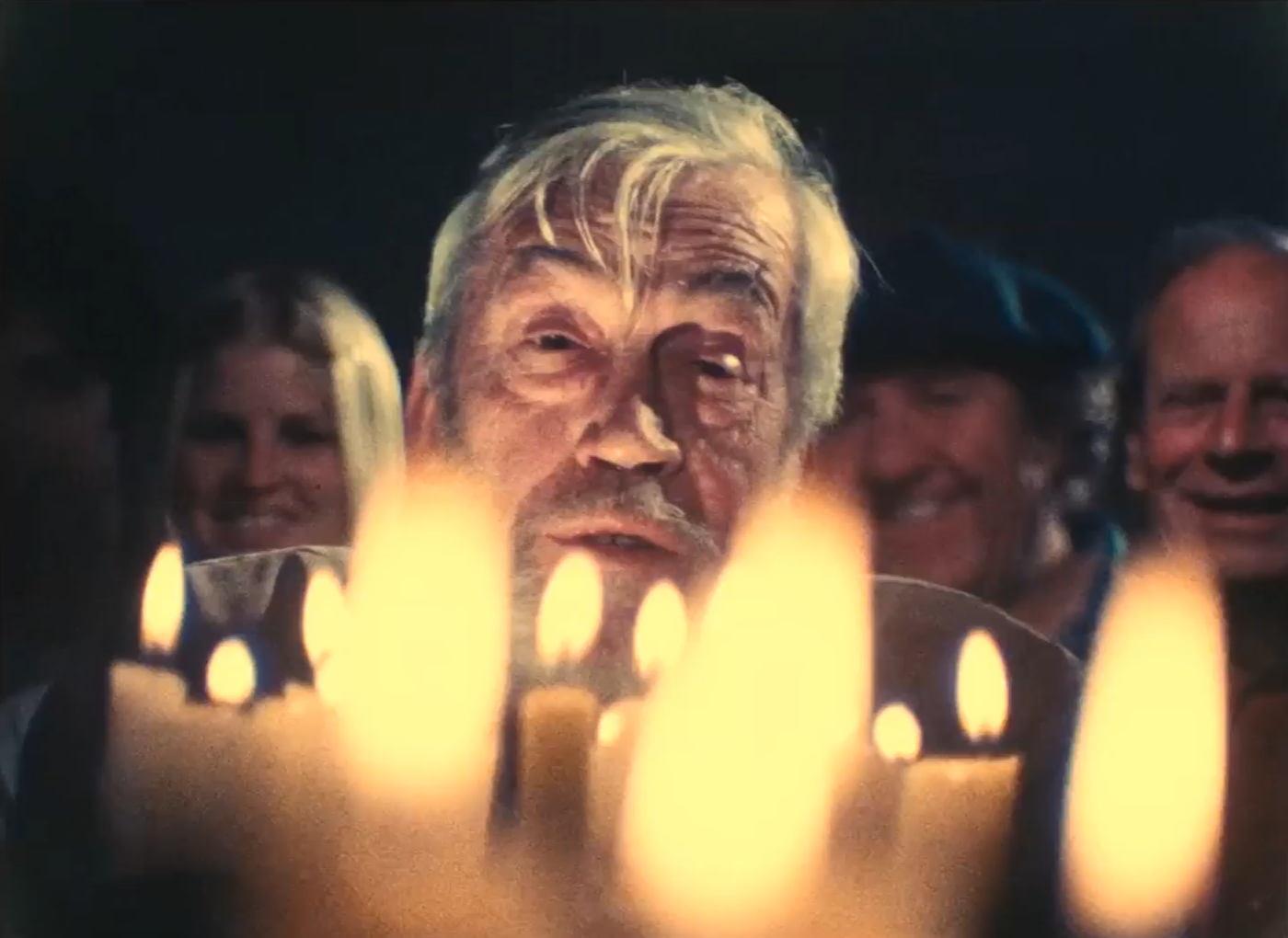 风的另一边剧照的剧照