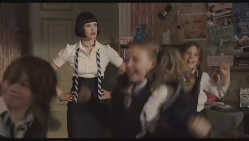 新乌龙女校剧照的剧照