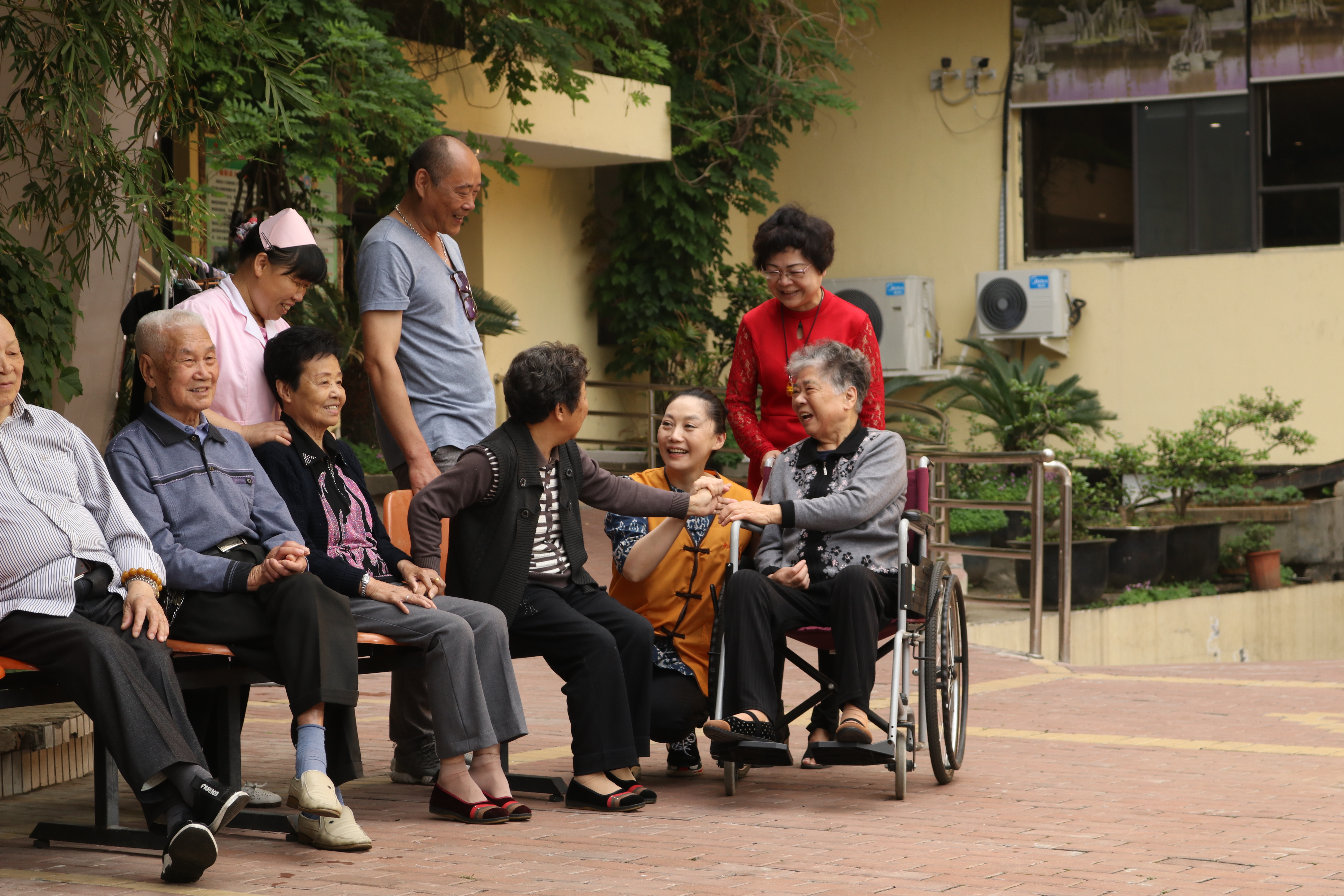 醒来之爱的呼唤剧照的剧照