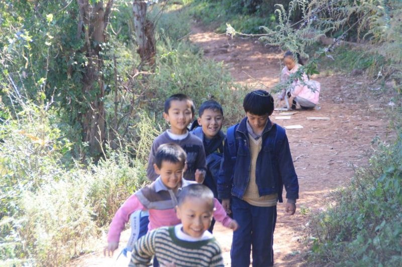 山外的彩虹剧照的剧照