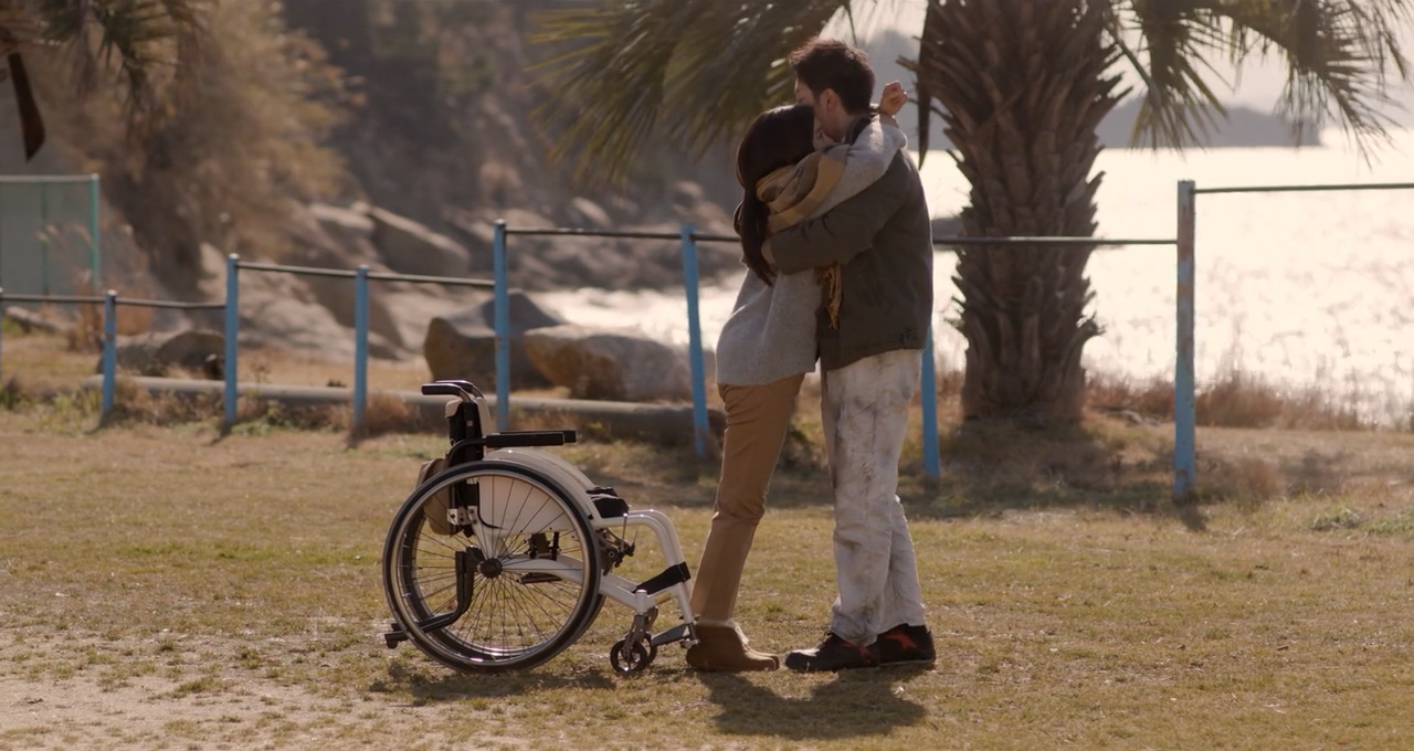 跨越8年的新娘剧照的剧照