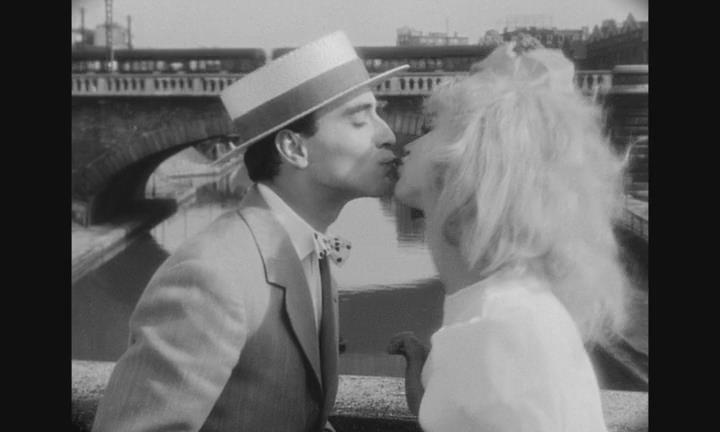 五至七时的克莱奥剧照的剧照