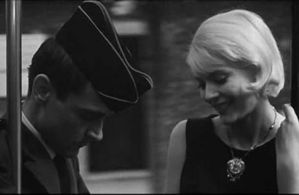 五至七时的克莱奥剧照的剧照