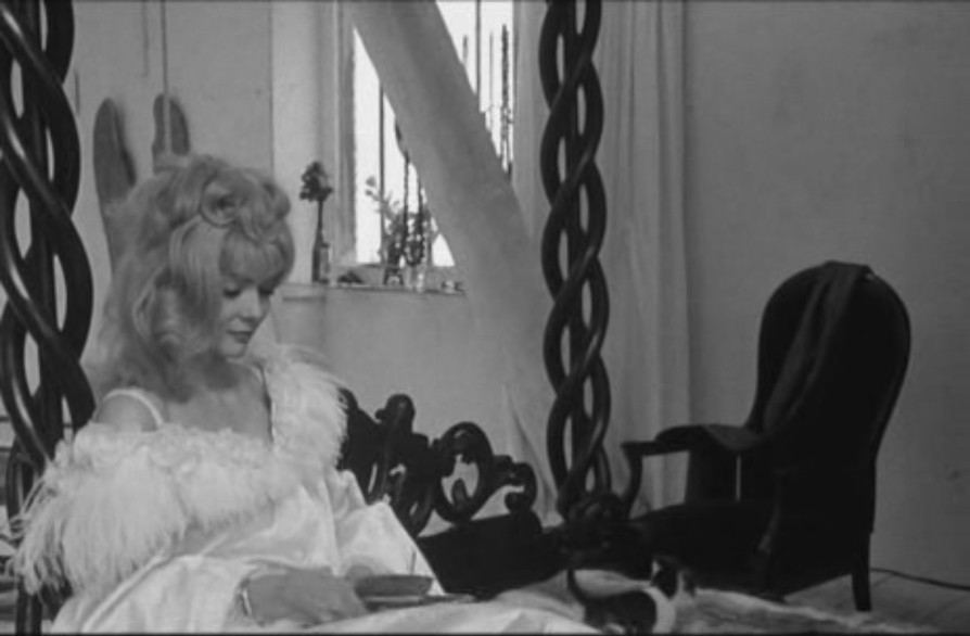 五至七时的克莱奥剧照的剧照