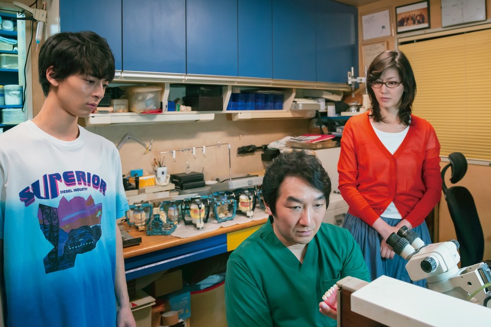 笑脸的另一面剧照的剧照