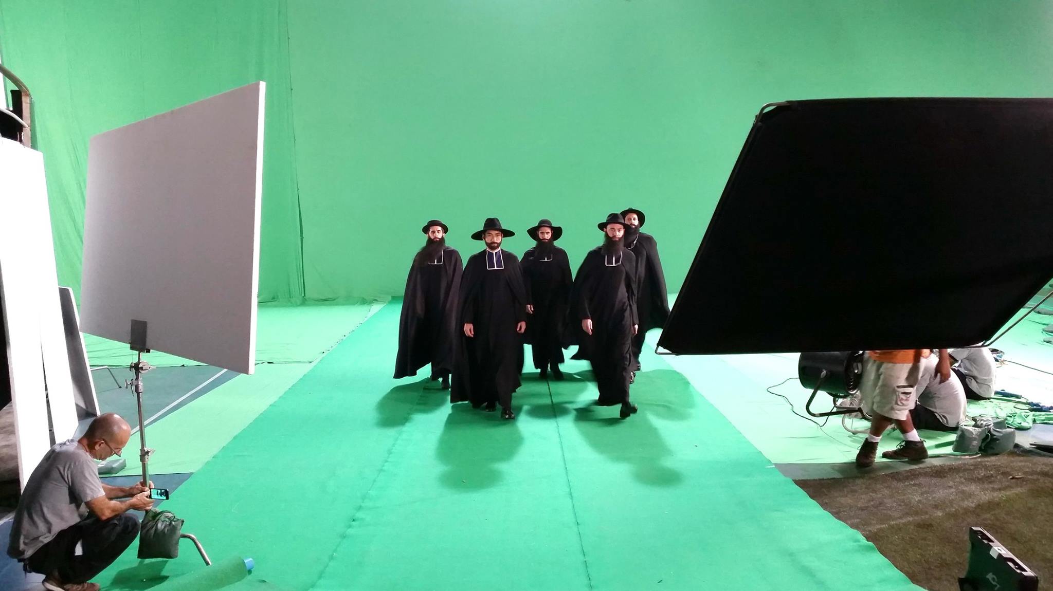 弗兰克·哈图莱里剧照的剧照