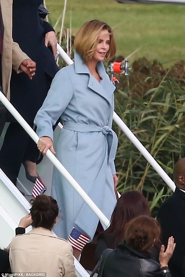 全民追女王剧照的剧照