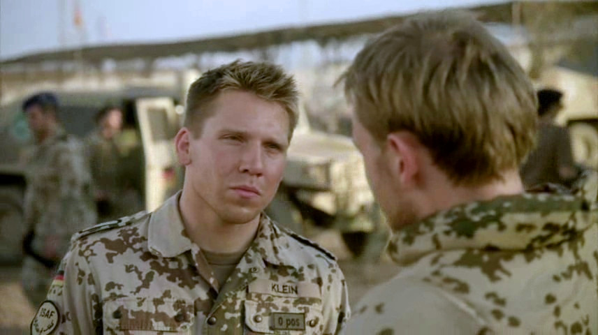 海外特派剧照的剧照