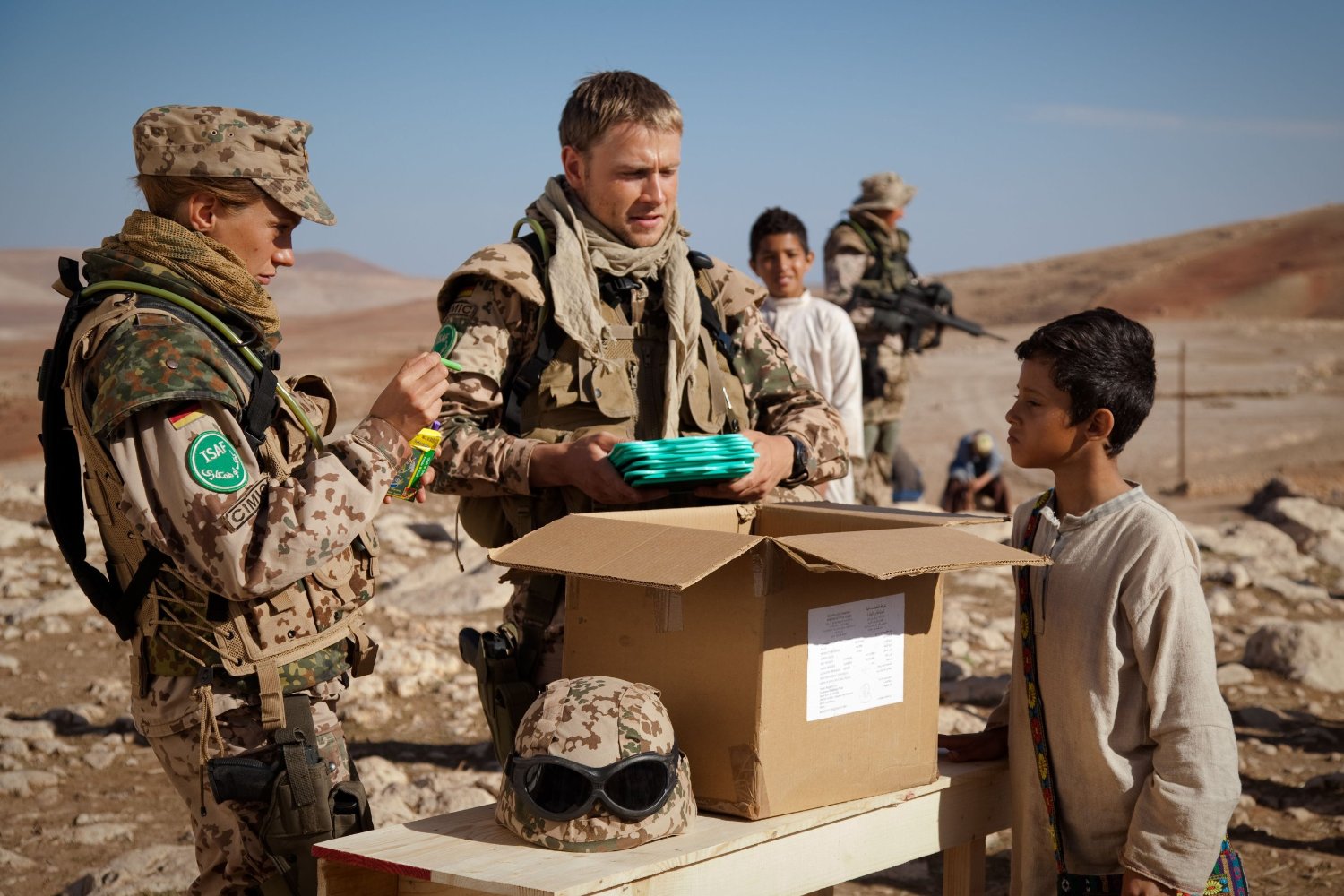 海外特派剧照的剧照