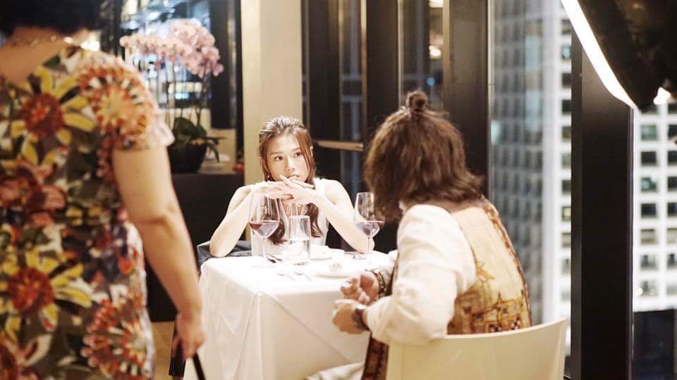 女皇撞到正剧照的剧照