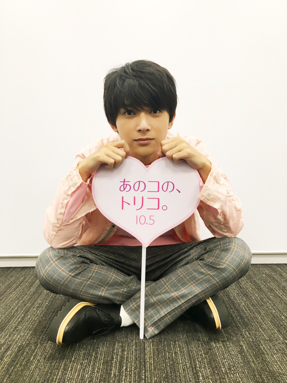 那个女孩的俘虏剧照的剧照