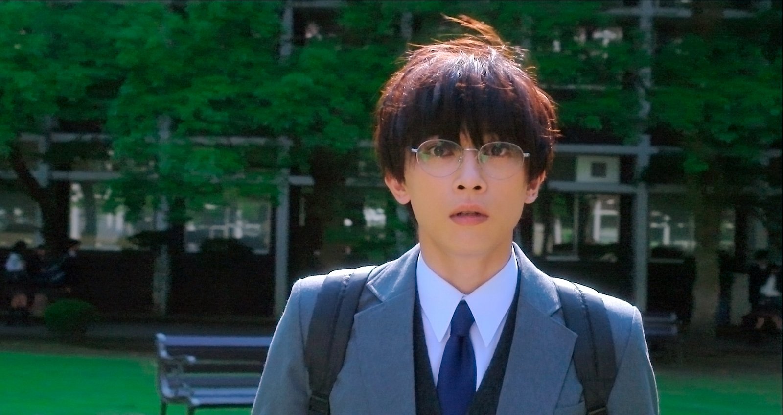 那个女孩的俘虏剧照的剧照